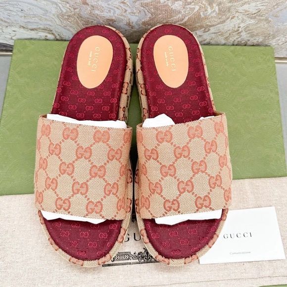 Gucci Canvas GG Monogram Angelina Platform Slide Sandals - Picture 2 of 9